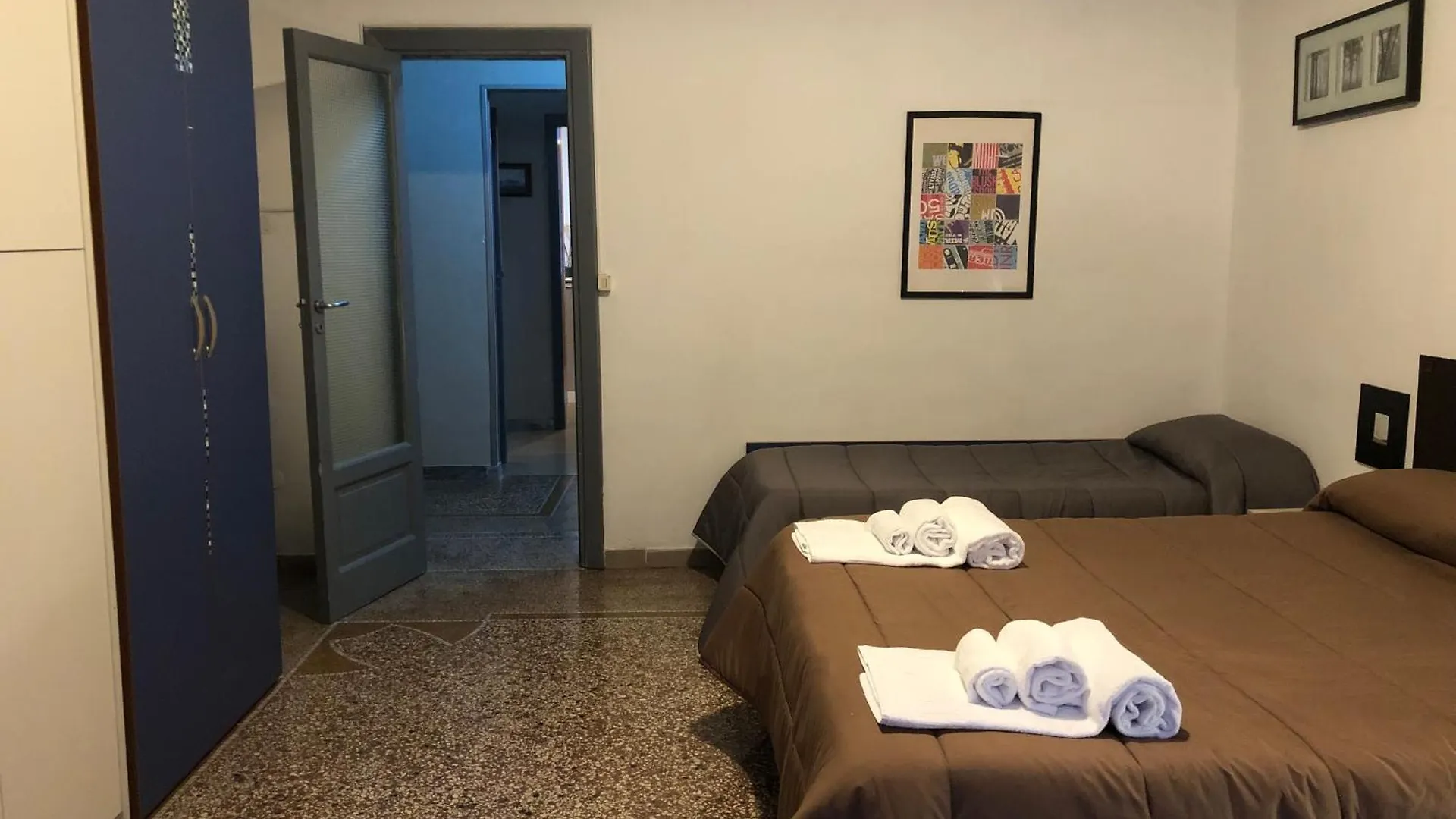 Tarumbo Holiday Intero Appartamento 120 Mq Naples Italy
