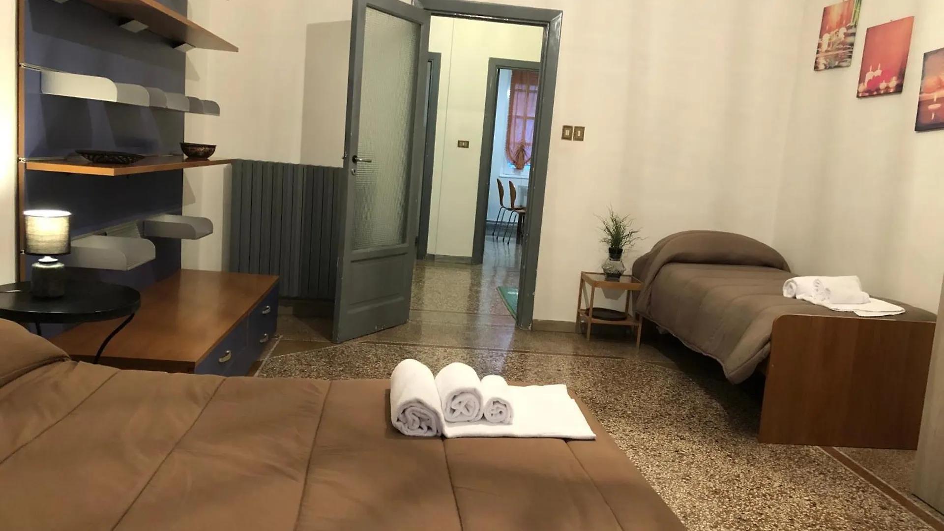 Tarumbo Holiday Intero Appartamento 120 Mq Naples Italy